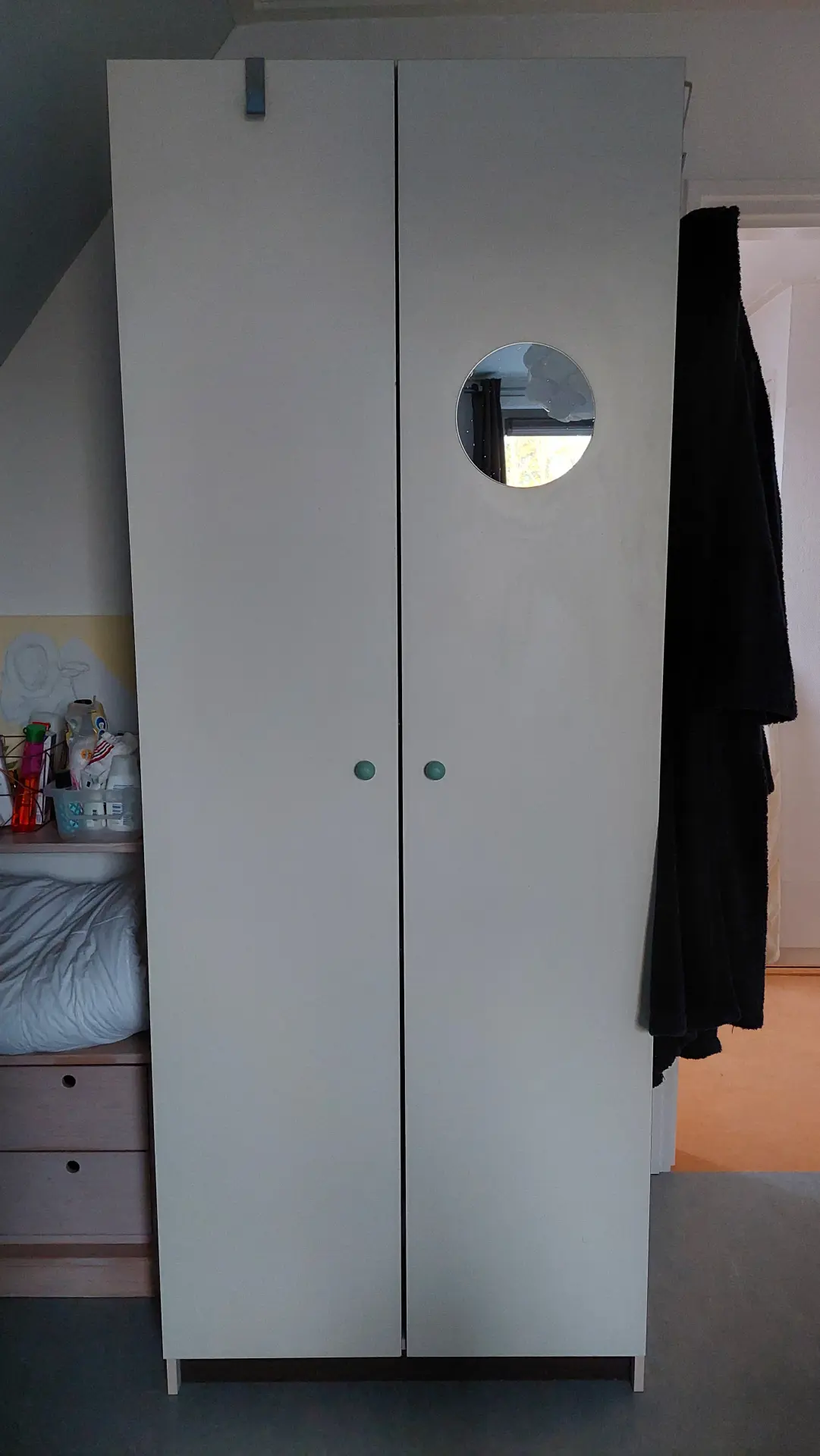 Klerenkast, 2 stuks - Afbeelding 1