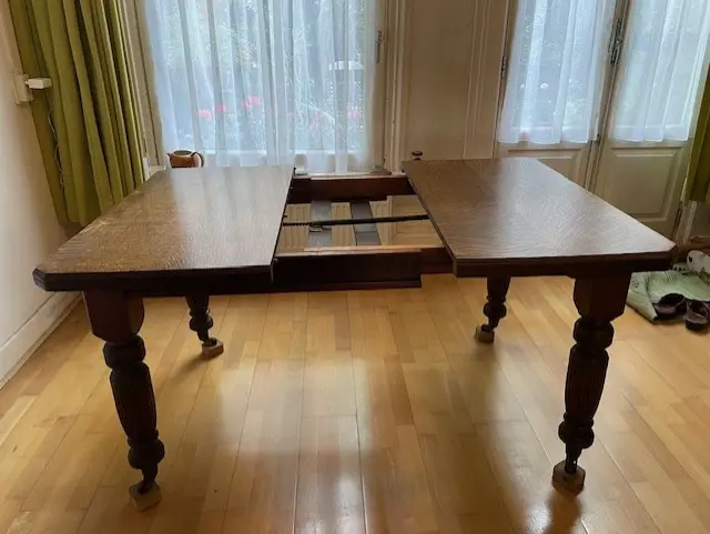 Eethoek eikenhout in goede staat