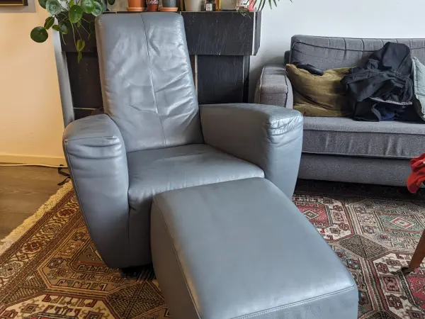 GRATIS Gerard van den Berg Longa stoel en hocker